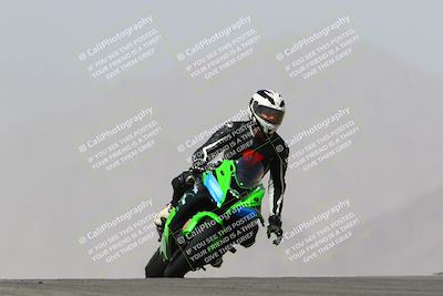 media/Mar-28-2022-Superbike Trackdays (Mon) [[b8603d0f67]]/Advanced Group (1pm-130pm)/Turn 9/